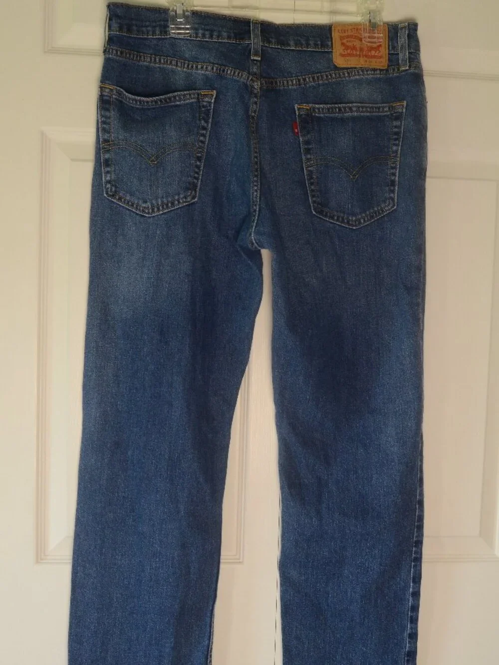 Levis measurements tag
